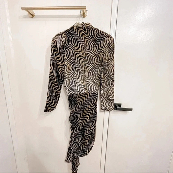 Dodo Bar Or Ava wrap-effect ruched metallic velvet dress size 42 - Picture 11 of 15